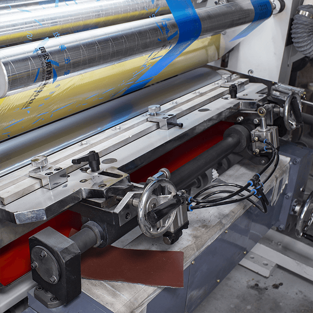 Máquina de impresión de huecograbado de 8 colores con sistema de 7 motores de alta velocidad GWASY-A en 180 mpm (tipo exterior de desenrollado y rebobinado)