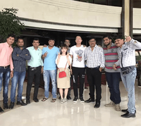 Máquina rebobinadora de corte longitudinal